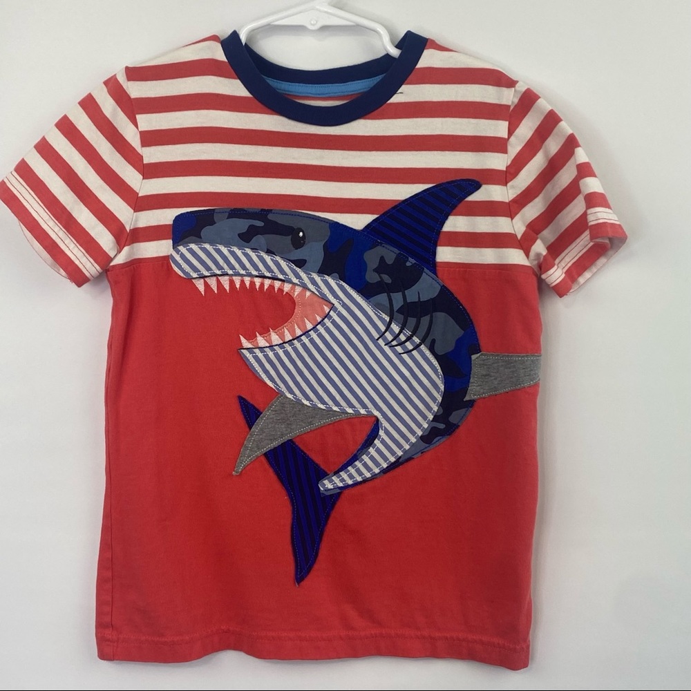Mini Boden Boys T-shirt Shark Size 7Y-8Y